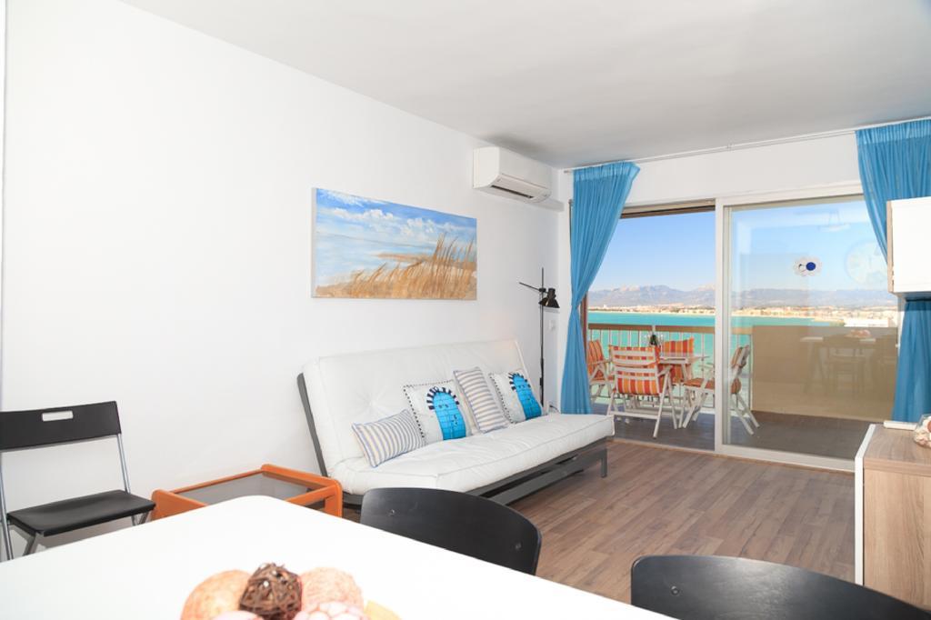 Uhc Sorolla Apartments ซาลอว์ ภายนอก รูปภาพ